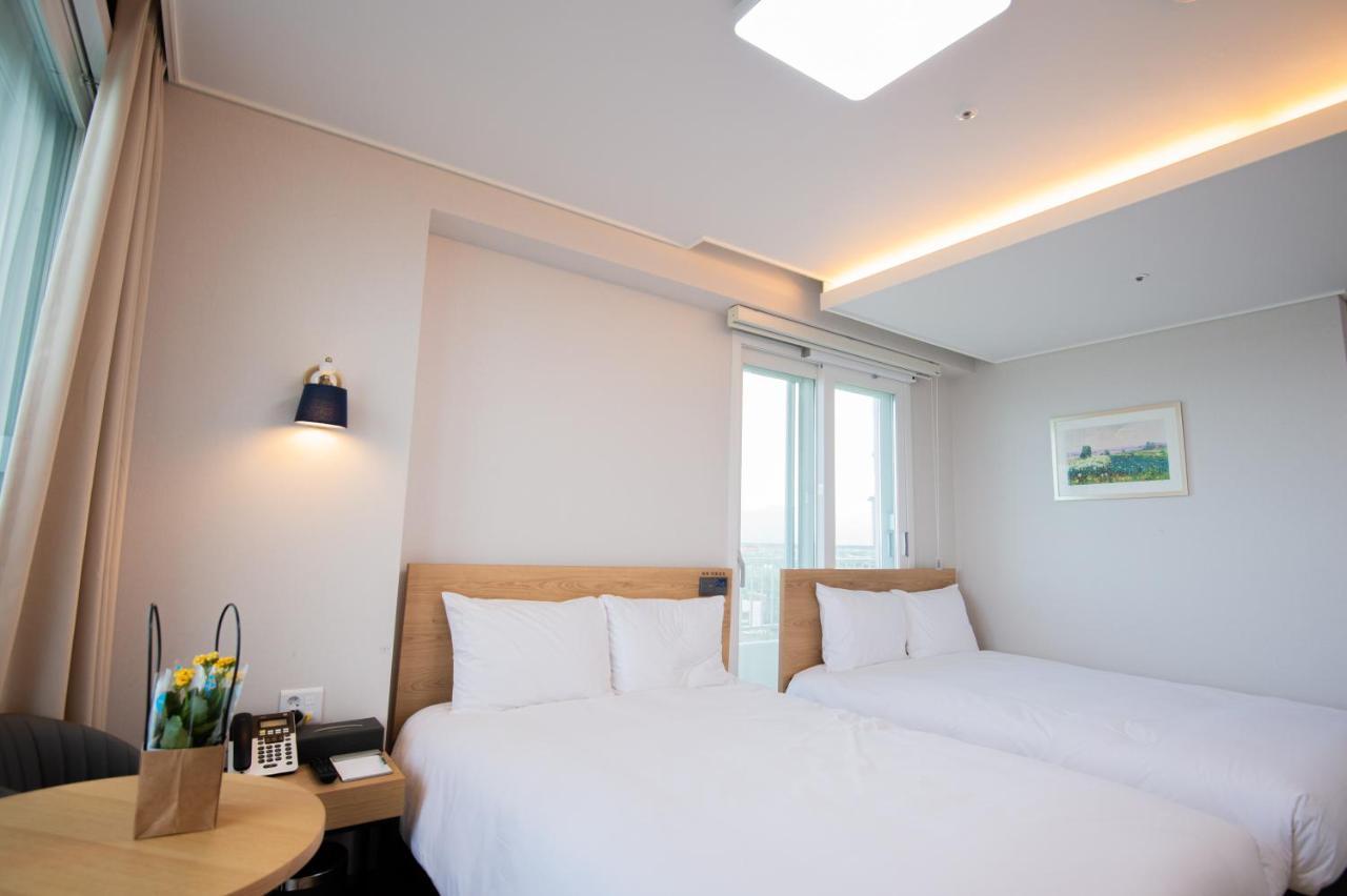 Hotel Gangneung Pineart Label Zewnętrze zdjęcie